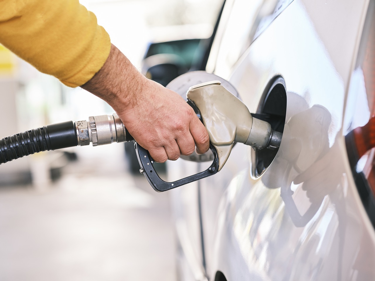 Gasolina em alta novamente em pouco tempo.